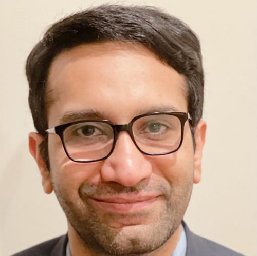 Headshot of Arashinder Dhaliwal, MD