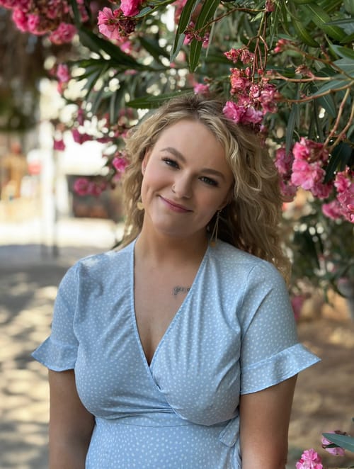 Headshot of Tessa Heywood, LMHC