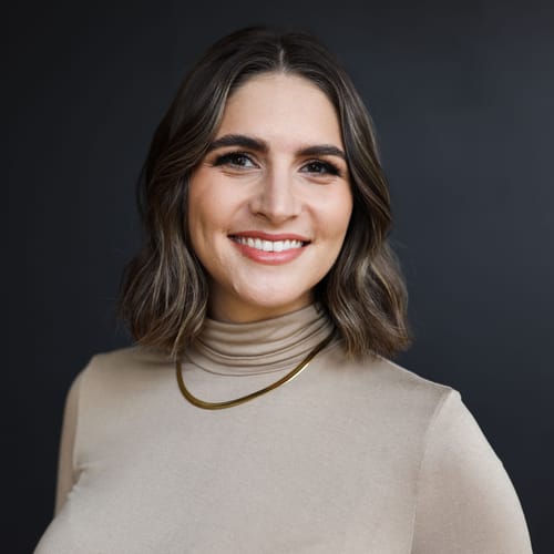 Headshot of Lauren Meeks, LCSW