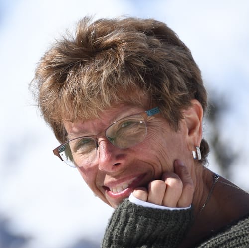 Headshot of Lori Pink, LCSW