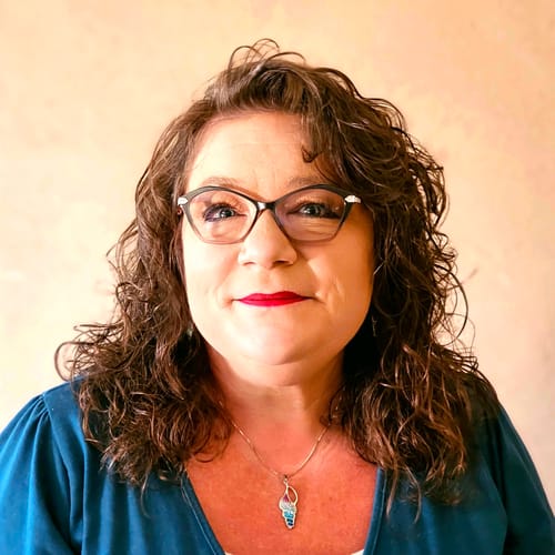 Headshot of Wendy Jones, LCSW