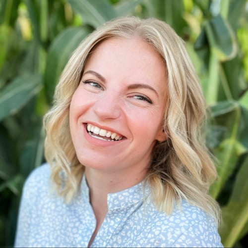 Headshot of Allyse Nelson, LCSW