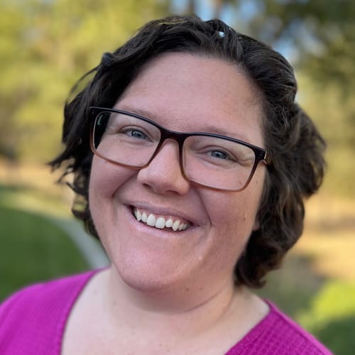 Headshot of Carrie Hansen, LMFT