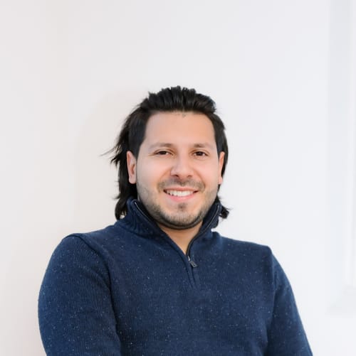 Headshot of Yulgeim Gomez, LMHC