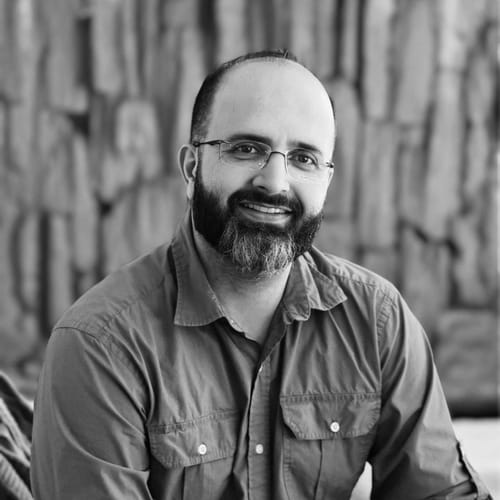 Headshot of Vitor Finatto, LMHC_OUT_OF_STATE