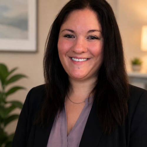 Headshot of Amanda Rowe, LCSW