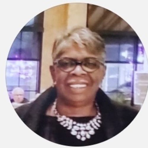 Headshot of Brenda Comer, LCSW