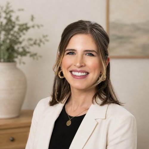 Headshot of Jennifer Fay, LPC
