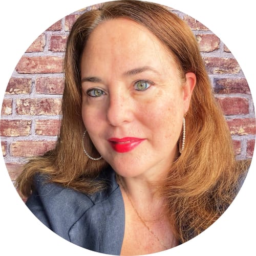 Headshot of Heidi Ross, LCSW
