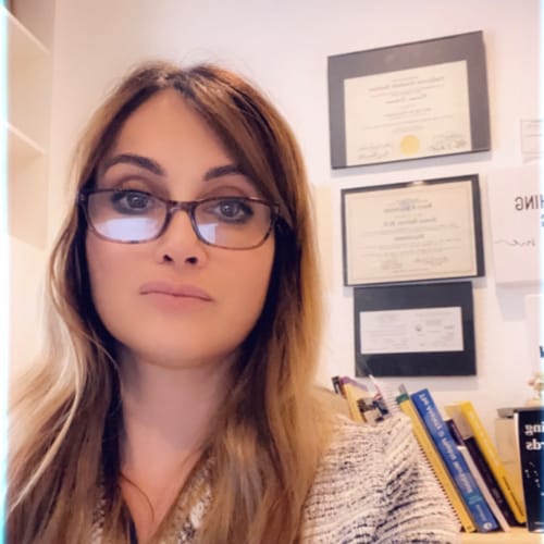 Headshot of Tannaz Dabirian, LICENSED_PSYCHOLOGIST