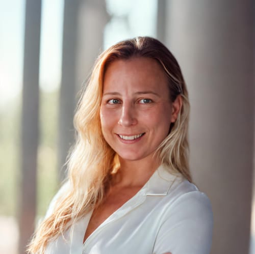 Headshot of Nicole Rosenthal, APN