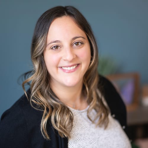Headshot of Jaclyn Semmeles, LCSW