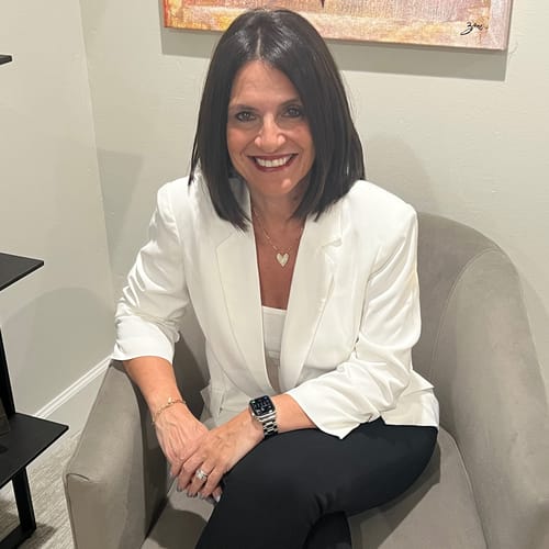 Headshot of Hilary Glasser, LICENSED_PSYCHOLOGIST