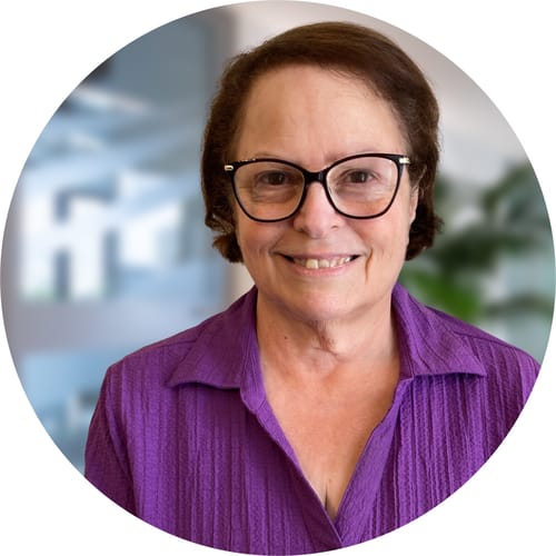 Headshot of Elaine Messarra, LPC