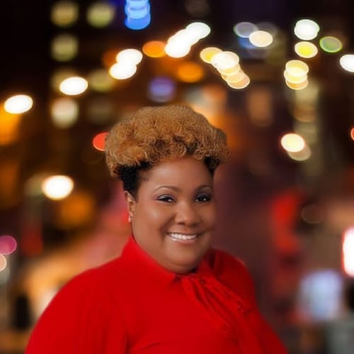 Headshot of Emecia Bishop, LCSW