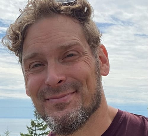 Headshot of Steven Hall, LMSW