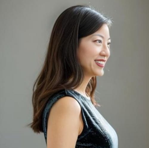 Headshot of Iris Chang, LMFT
