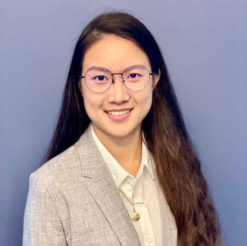 Headshot of Flora Lai, LPC