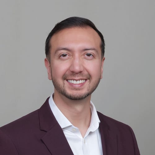 Headshot of Robert Hill, LCSW