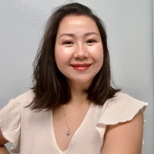 Headshot of Chenda Dyck, LMFT