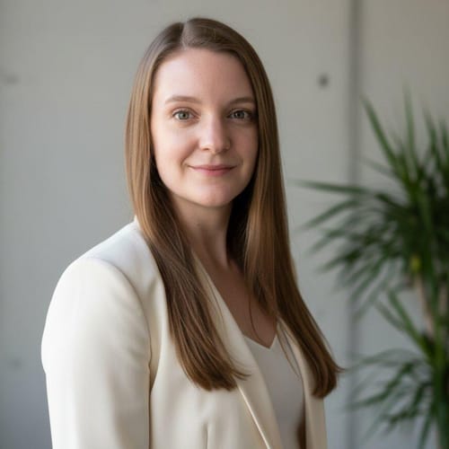 Headshot of Joanna Bissell, LCSW_C