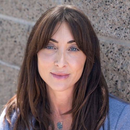 Headshot of Elizabeth White, LMFT