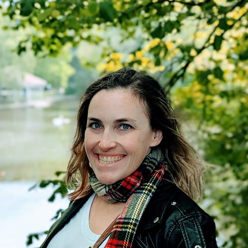 Headshot of Nadine Leonard, LCSW