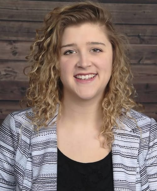 Headshot of Courtney Grossnickle, LCPC
