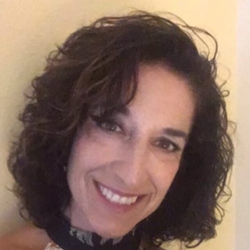 Headshot of Linda Maiolo-Methe, LMHC