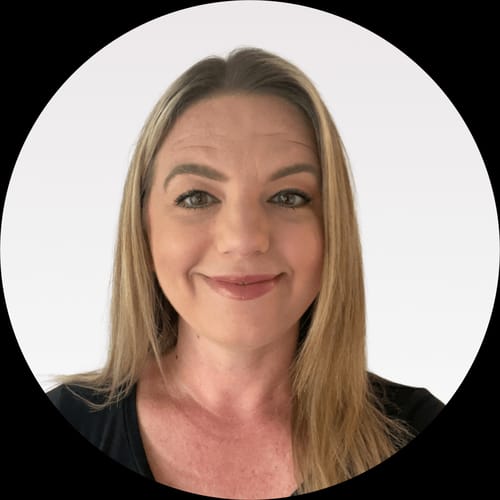 Headshot of Mindy Richard, LCSW