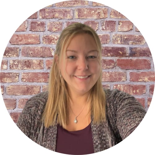 Headshot of Amanda Stanek, LPC
