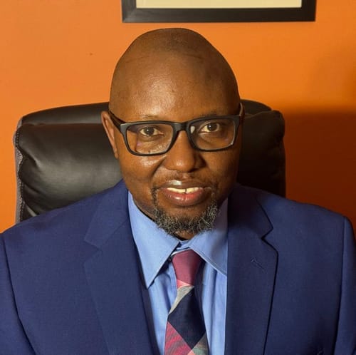Headshot of Osman Jalloh, APN