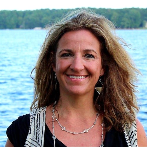 Headshot of Susan Masi, LPC