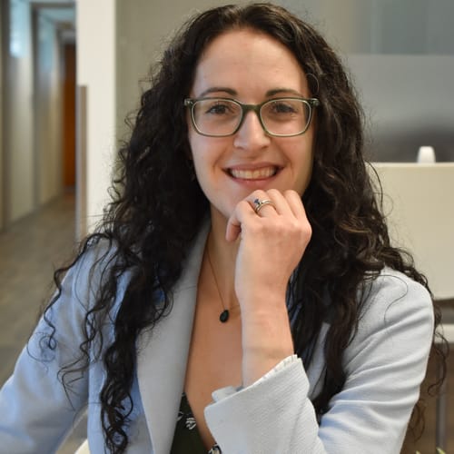 Headshot of Lara Faler-Cohen, PSYCHOLOGIST