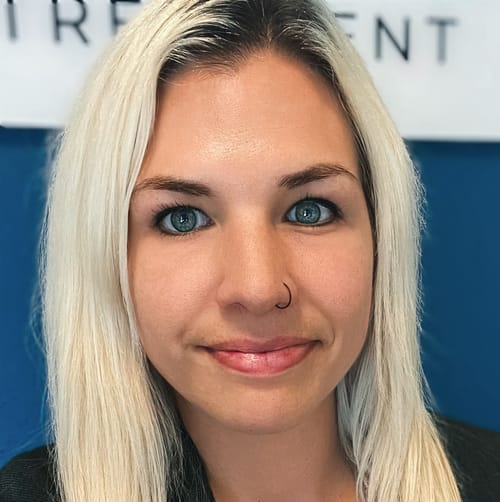 Headshot of Allison Gradzki, LMHC