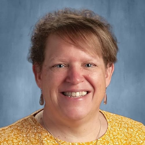 Headshot of Colleen Neuer, LCMHC
