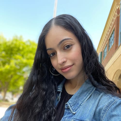 Headshot of Fatima Ibrahim Hassan, LCPC