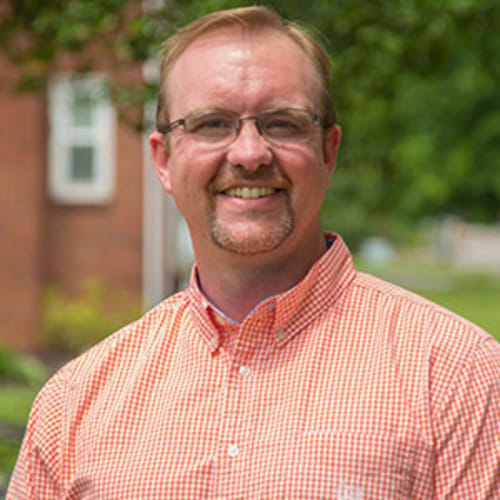 Headshot of Justin Cross, LPC
