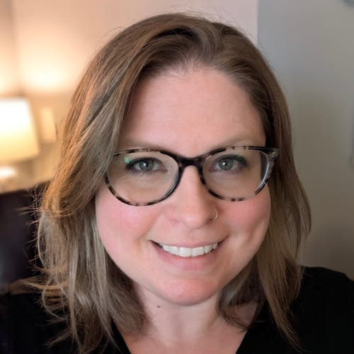 Headshot of Jillian Velekkakan, LCSW