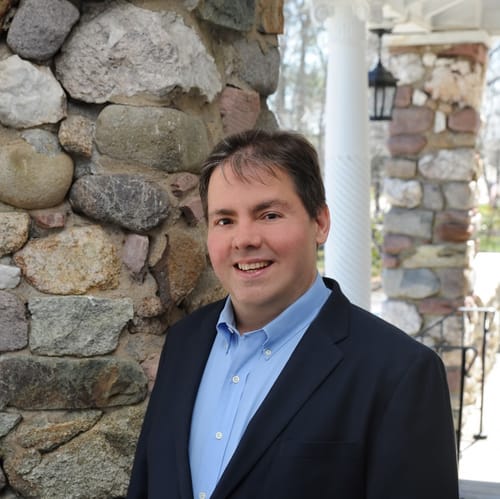 Headshot of Robert Brennan, LMHC