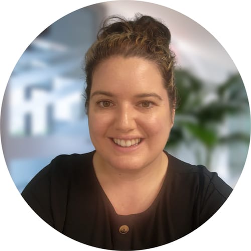 Headshot of Lindsay Connon, LPC