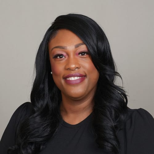 Headshot of Karen Bryant, LCSW