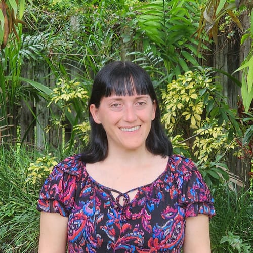 Headshot of Stephanie Rios, LMHC