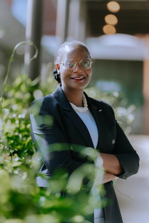 Headshot of Faith Mamombe, LCSW