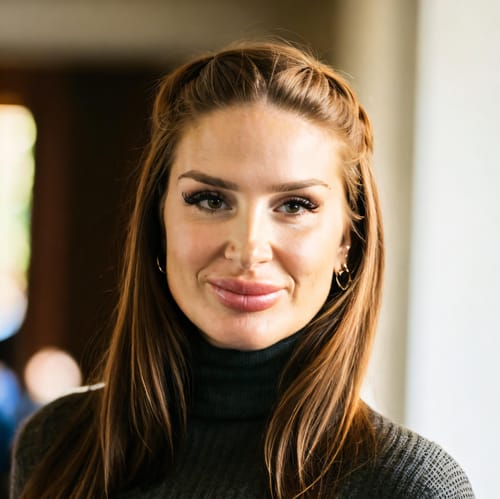 Headshot of Alexis Adams, APN