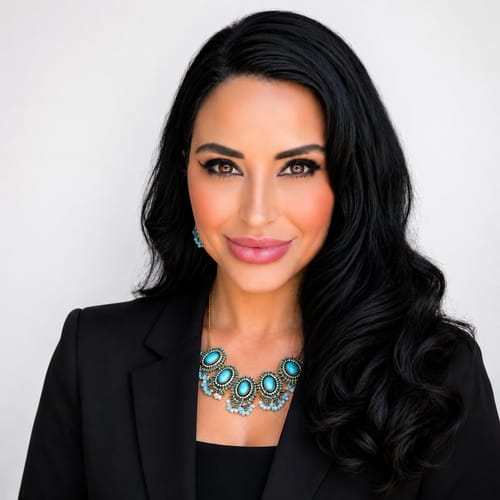 Headshot of Deanna Mercado, LMFT