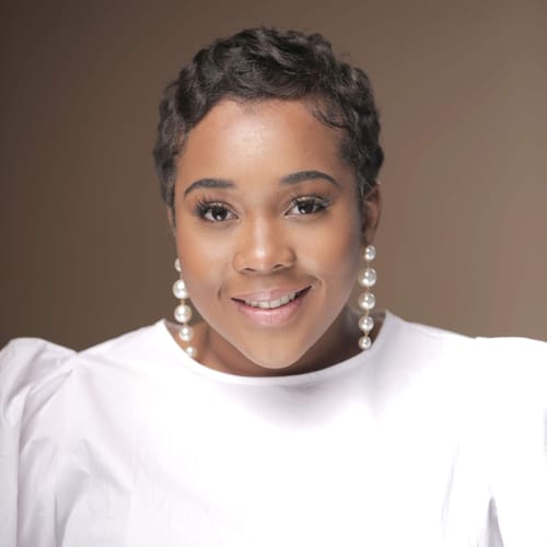 Headshot of Cierra Harris, LPC