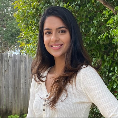 Headshot of Simratpal Kaur, APN
