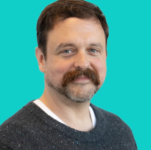 Headshot of Che Walker, LPC