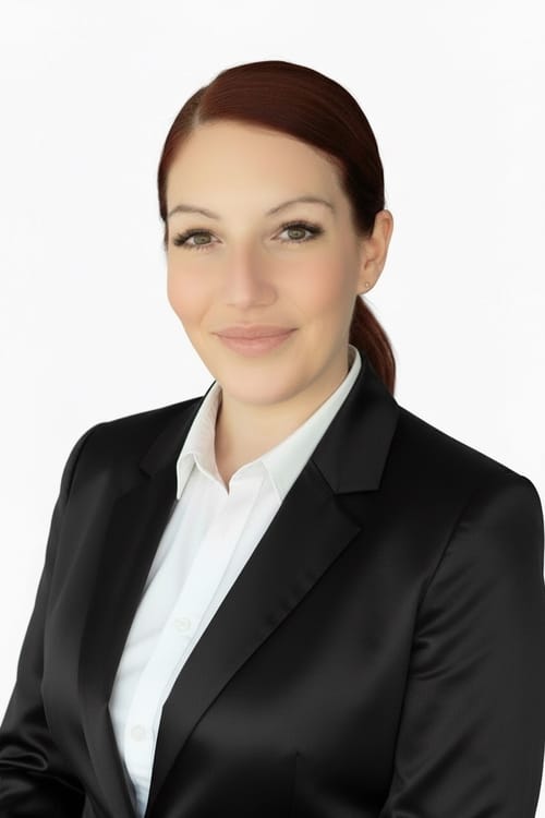 Headshot of Starr Rapeta, APRN_CNP